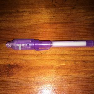 ручка с невидимыми чернилами
